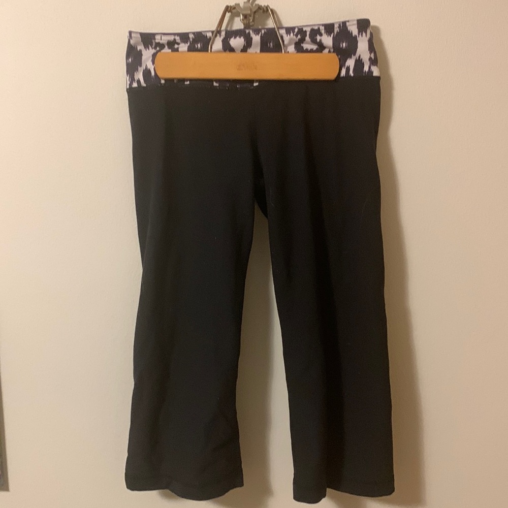 Lululemon athletica capris